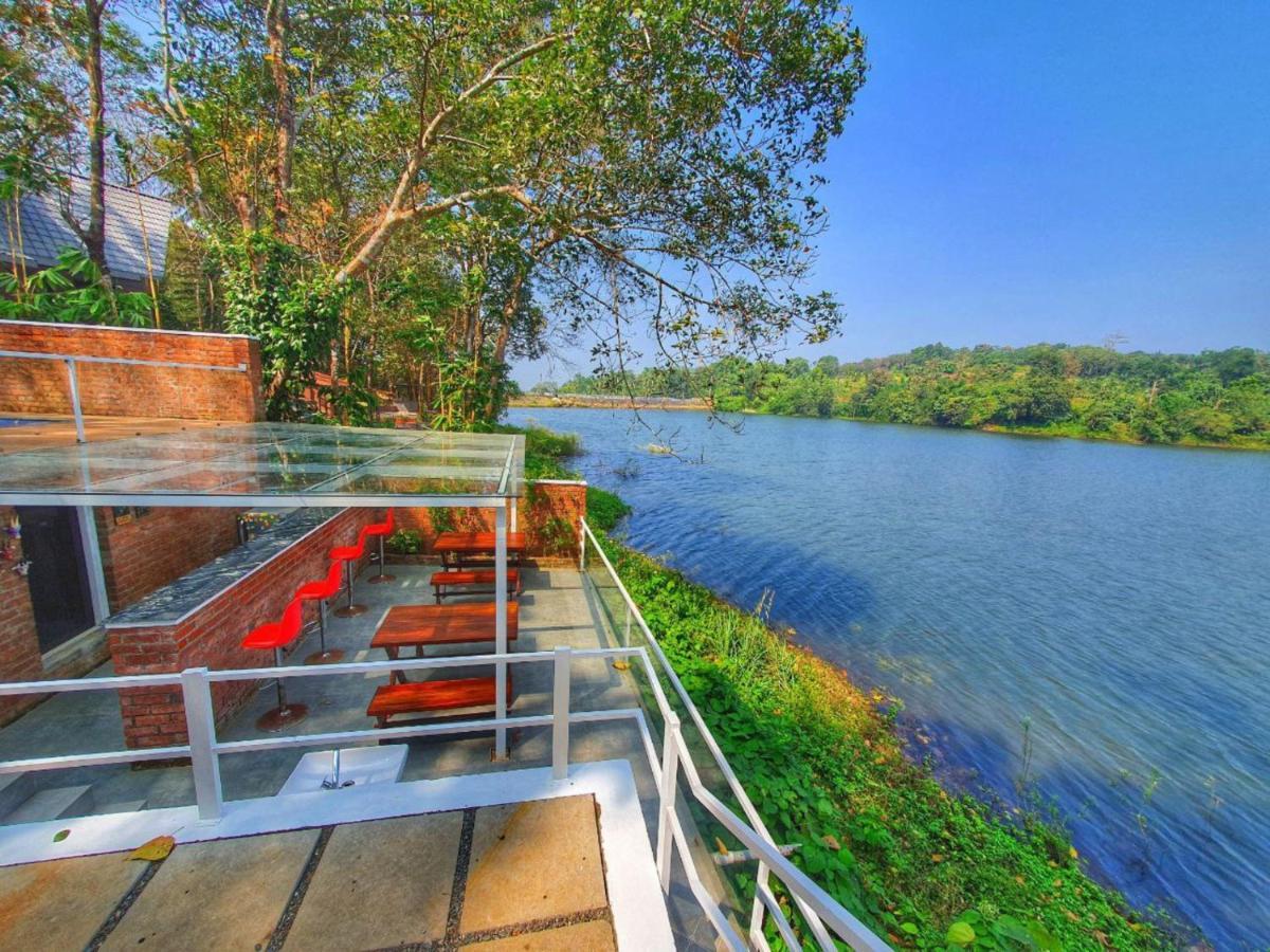 Riverine Springs Wadakkanchery ภายนอก รูปภาพ